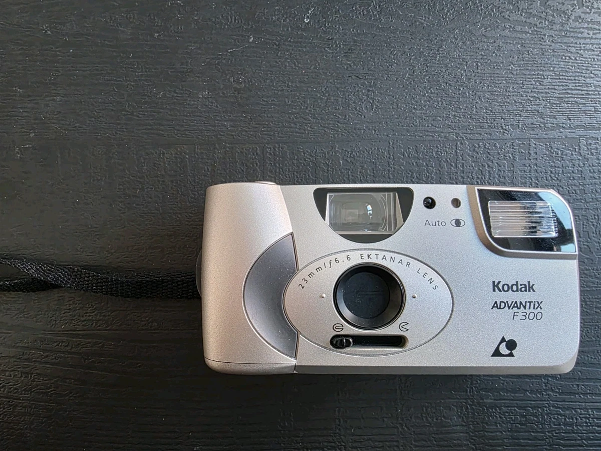 APPAREIL PHOTO-KODAK ADVANTIX 5800MRX 1990--FORMAT APS -GRIS-bon état