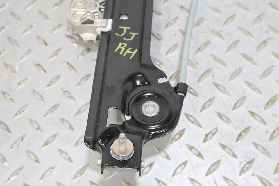 17-19 保时捷 Cayman 718 右右手门窗调节器 带电机(无法测试) — 第 2/4 张图片