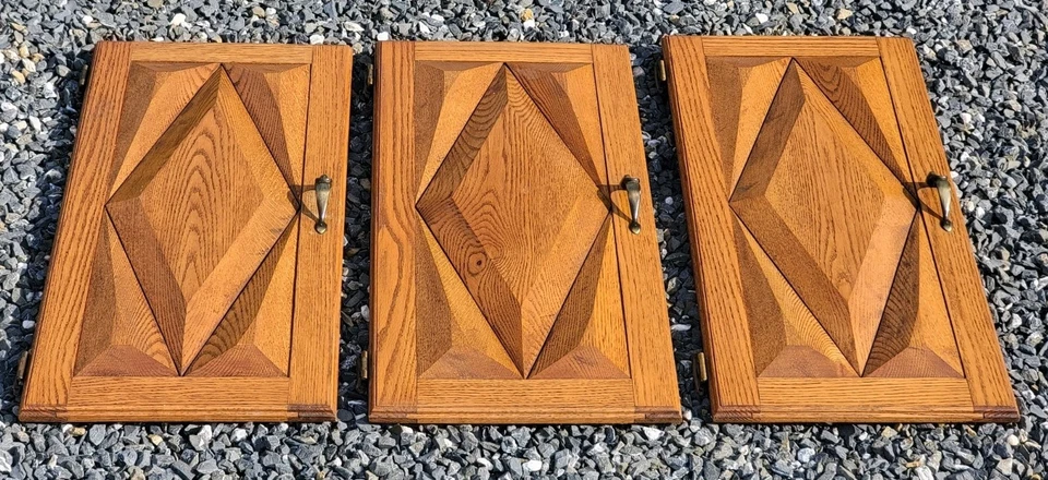 Puertas de gabinete vintage MCM diamante roble macizo herrajes Amerock 29,75" L x 14,25" W Foto 2 de 4