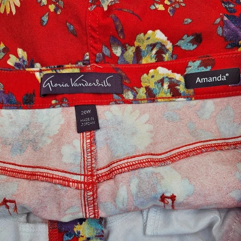 Gloria Vanderbilt Plus Size Amanda Red Purple Floral Denim Size 20W Shorts - Image 4 of 4