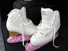 Edea Flamenco Skate (Boot only) size 240 (6-6.5) B or  avg. Width 