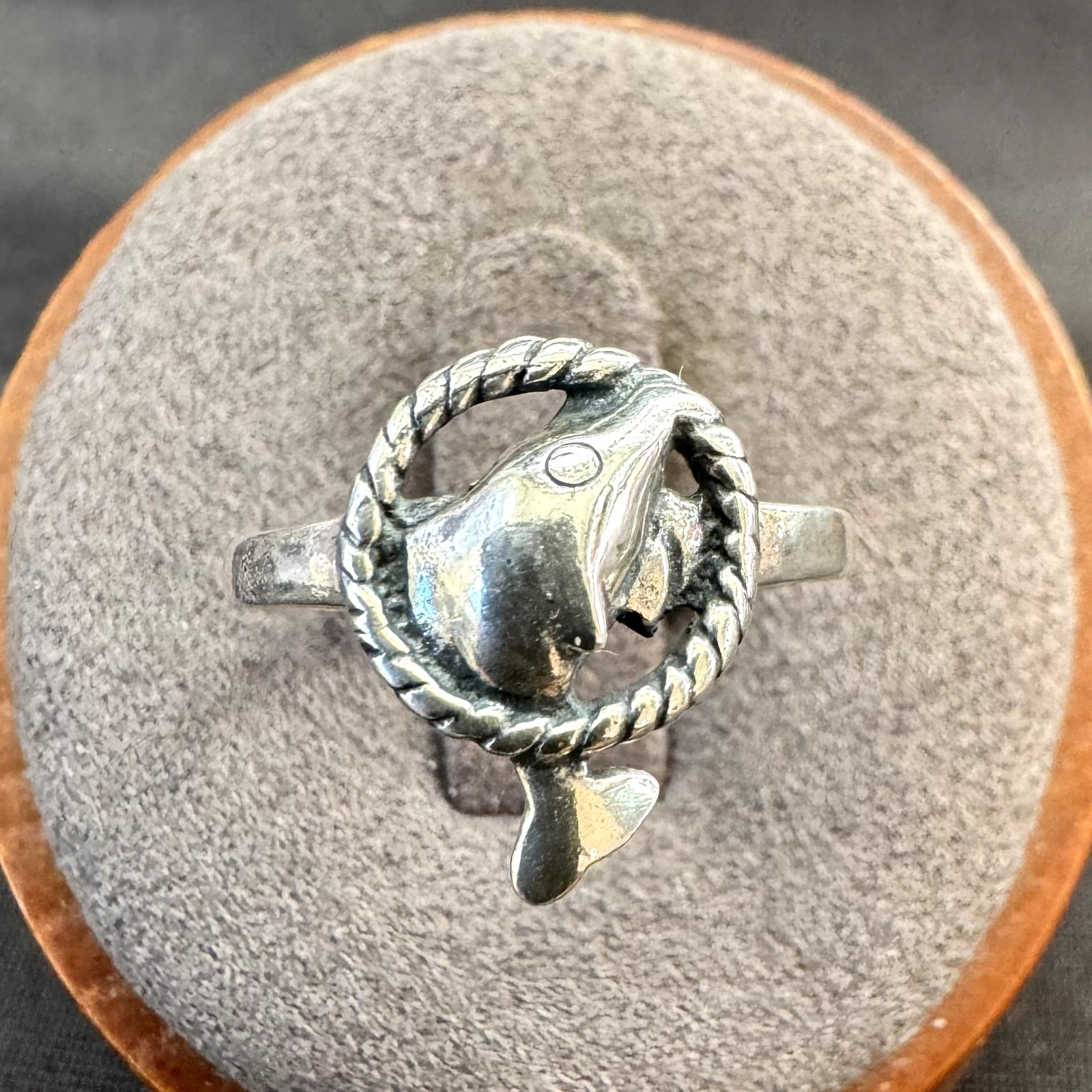 Solid Sterling Silver 925 Dolphin Twist Border De… - image 1