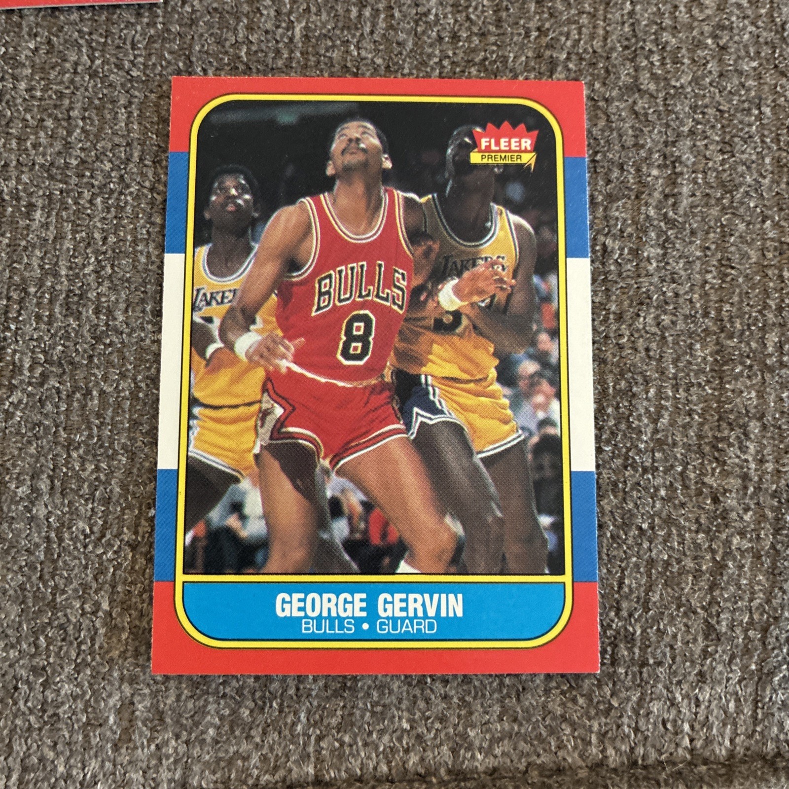 1986-87 Fleer - George Gervin #36 Chicago Bulls NM Sharp Corners 