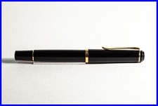 Pelikan M250 Black Piston Filler 14 Ct Gold Nib Made In 2000