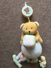 RAVISSANT MOBILE À SUSPENDRE SUR LIT, NON MUSICAL