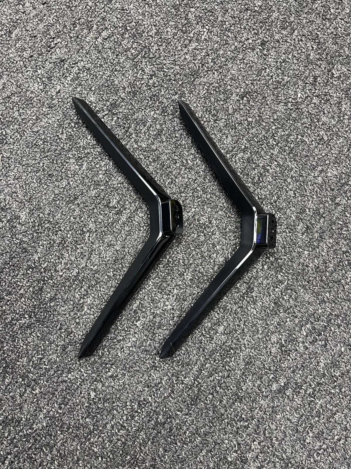 For 40&rdquo; 43&rdquo; Select Series Model 40r2a5r & 43r4a5r Screws