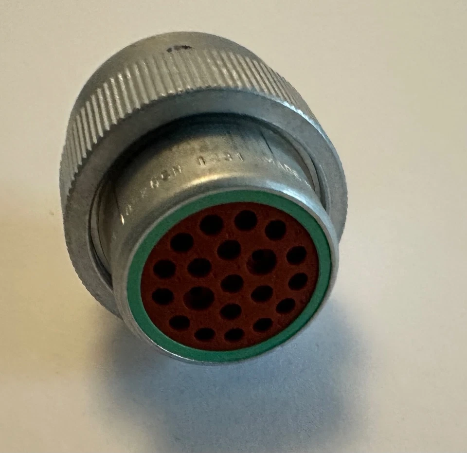 Deutsch HD36-18-20SN 20 Connector (2) size 16 (18)  size 20 Genuine Deutsch - Image 2 of 3