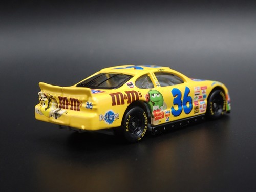 Modelo De Coche Diecast 1/64 De Pontiac Grand Prix Ken Schrader #36 M&M'S 2002 - Imagen 5 de 7