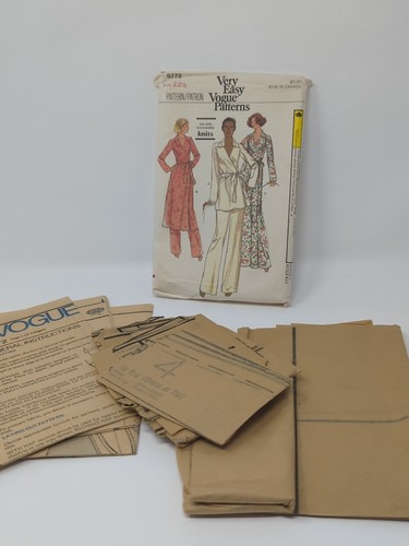Very Easy Vogue 9772 Sz 22.5 Sewing Pattern Top Dress Pants For Knit Fabrics - Picture 3 of 5