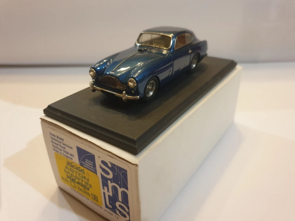 ASTON MARTIN DB2/4 MK3 COUPE BLEUE SMTS 1/43 BUILT - Photo 2/4