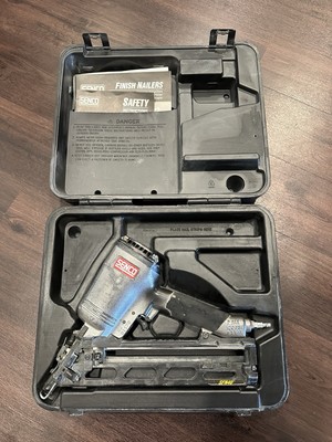 Senco SFN40 Pneumatic Finish Nailer Nail WITHOUT Plastic Case WORKING!