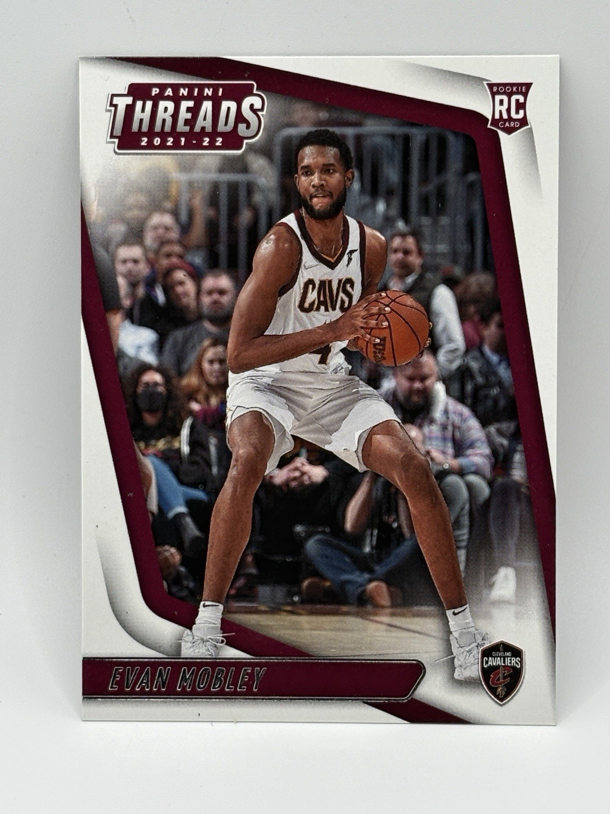 2021-22 Panini Chronicles - Threads Evan Mobley #94 (RC)