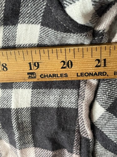 Womens American Eagle Flannel Plaid Button Up Hoodie Shirt Size Extra Small - Picture 3 of 6