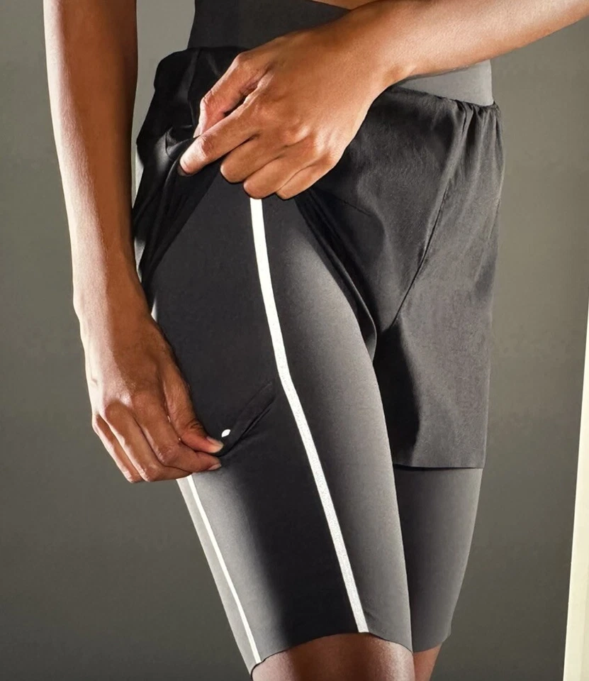 Lululemon LAB Alacer Shorts Black Grey Can 10 Aus 14 - image 3 of 4