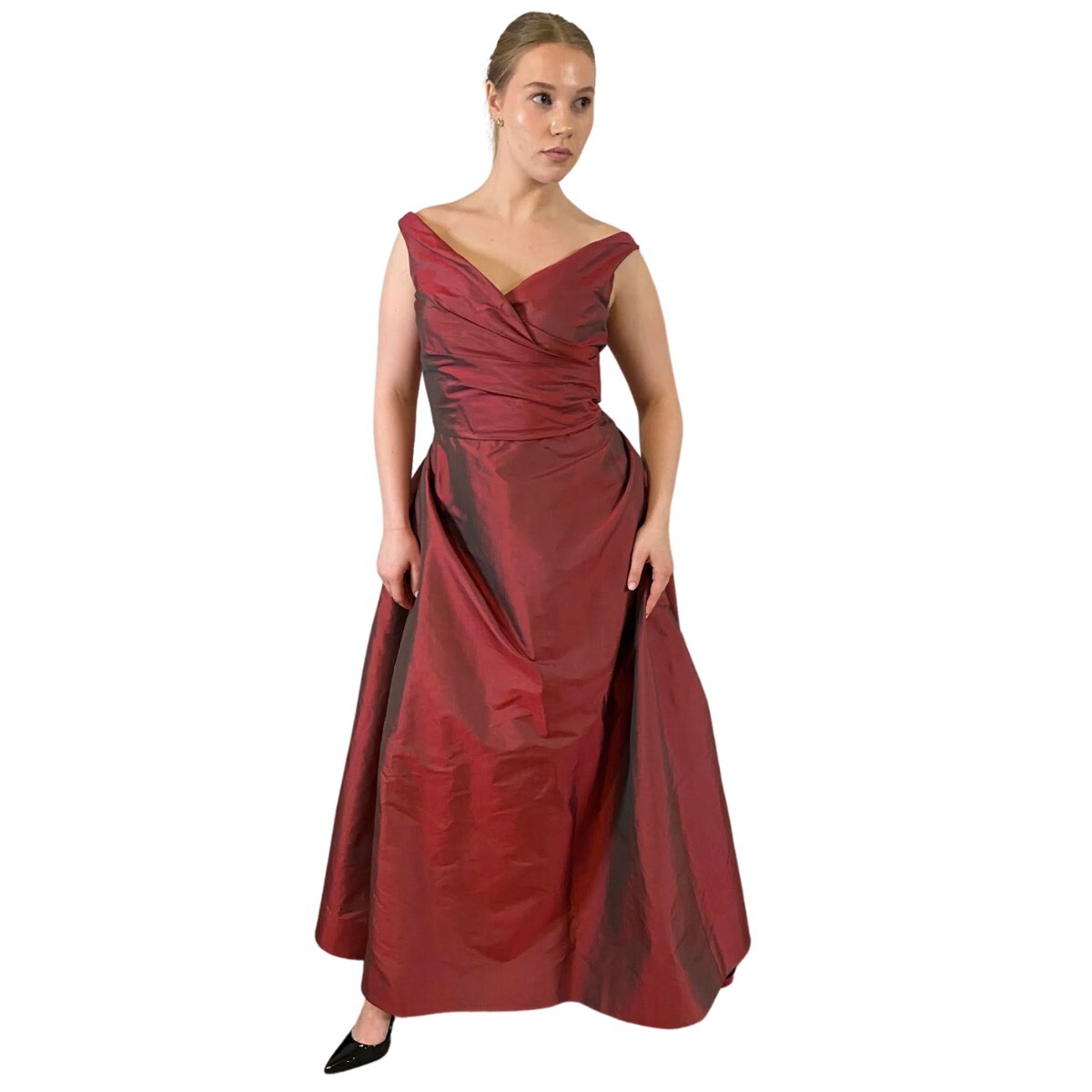 Catherine Regehr Vintage Silk Taffeta Burgundy Iridescent Gown, Size 10-12 Catherine Regehr Vintage Silk Taffeta Burgundy Iridescent Gown, Size 10-12