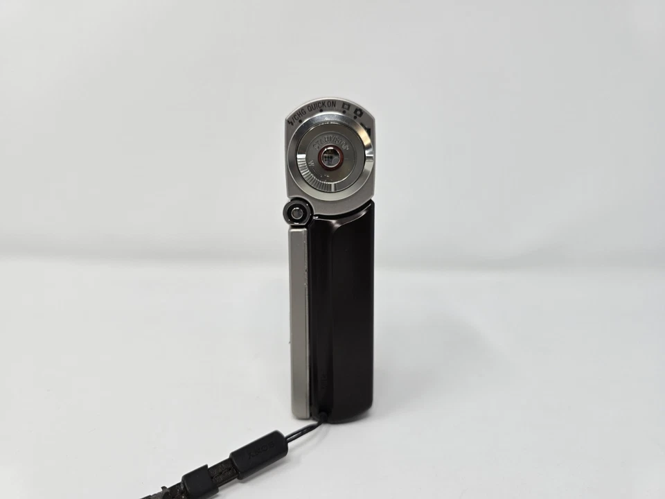 SONY Handycam HDR-TG3E Digital HD Camera Recorder + 4GB memory Card - Image 3 of 4