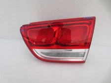 🔄2016-2018 Kia Sorento RIGHT Passenger OEM Inner Tail Light Brake Lamp🔄CHIPPED