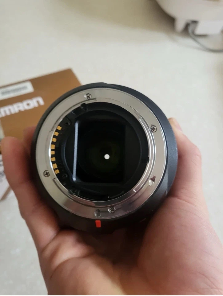 Tamron AF70-300mm f/4-5.6 Di LD Macro Autofocus Lens for Nikon - Image 2 of 2