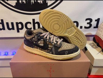 Size 8.5 - Nike Dunk Low Premium QS SB x Travis Scott Cactus Jack