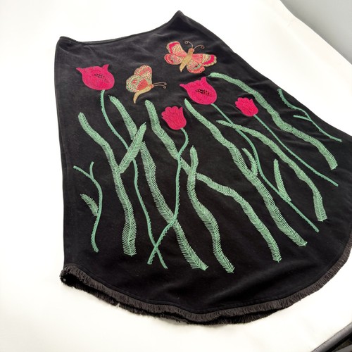 Ilyse Hart schwarz Blumen Tulpen rot grün Schmetterlinge BoHo bestickt Rock 16 - Bild 4 von 10