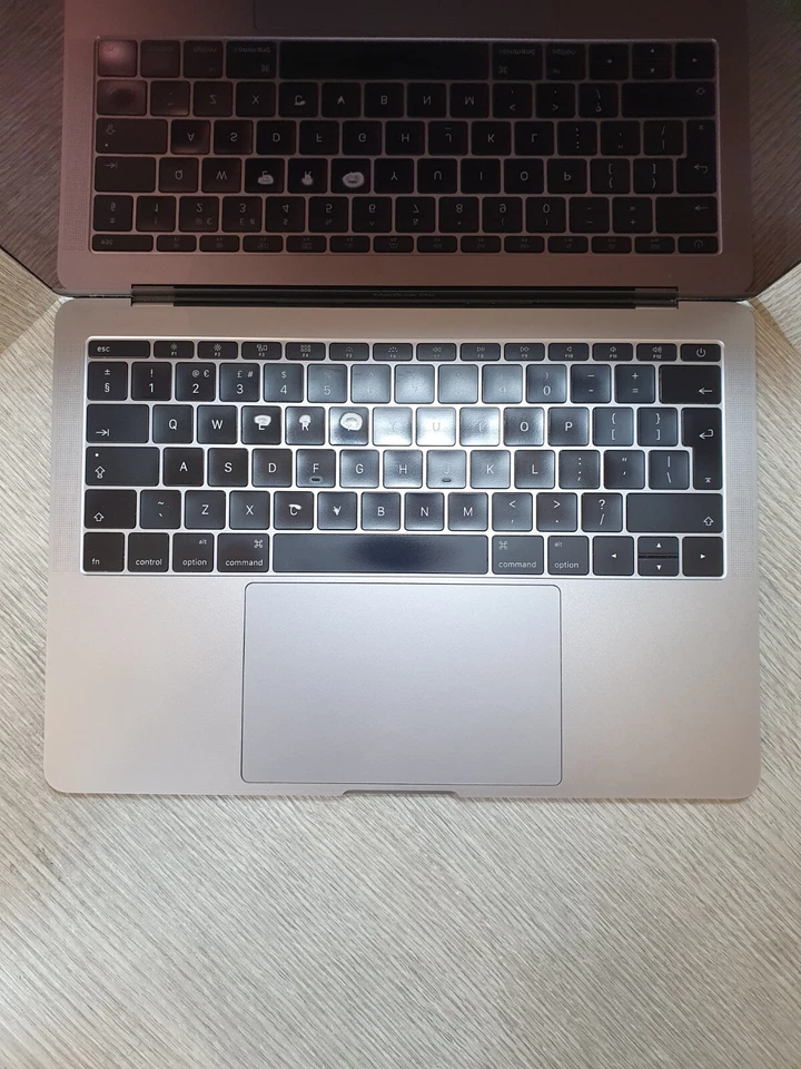 Apple MacBook Pro 13" 2016 · i5 · 16GB · 256GB, photo 2 of 5