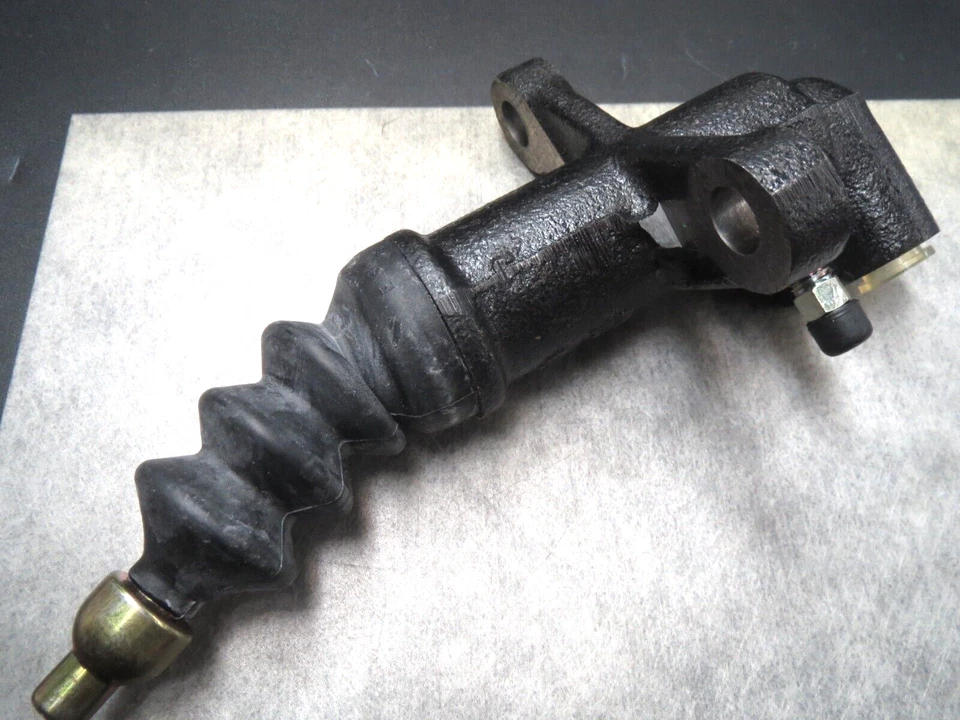 Clutch Slave Cylinder for 1985-1989 Isuzu Impulse - Made in Japan - Ships Fast! - Image 2 of 4