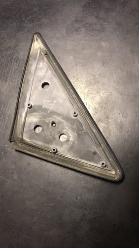 Original BMW E36 316g 316i 1.6 1.9 318i 318is 318tds Dichtung Rechts 8144472