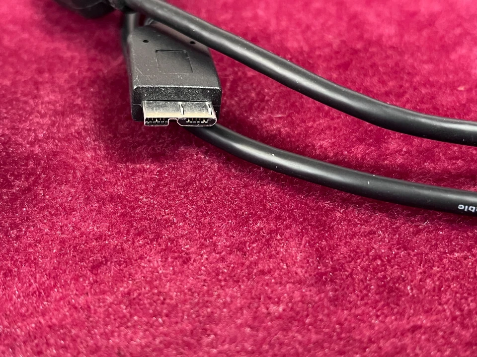 USED IDE and SATA Converter External Hard Drive Housing - Image 4 of 4