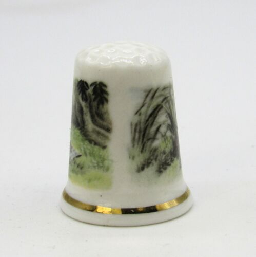 COLLECTABLE THIMBLE, WIND IN THE WILLOWS, OH MY !! OH MY ! - Picture 3 of 5
