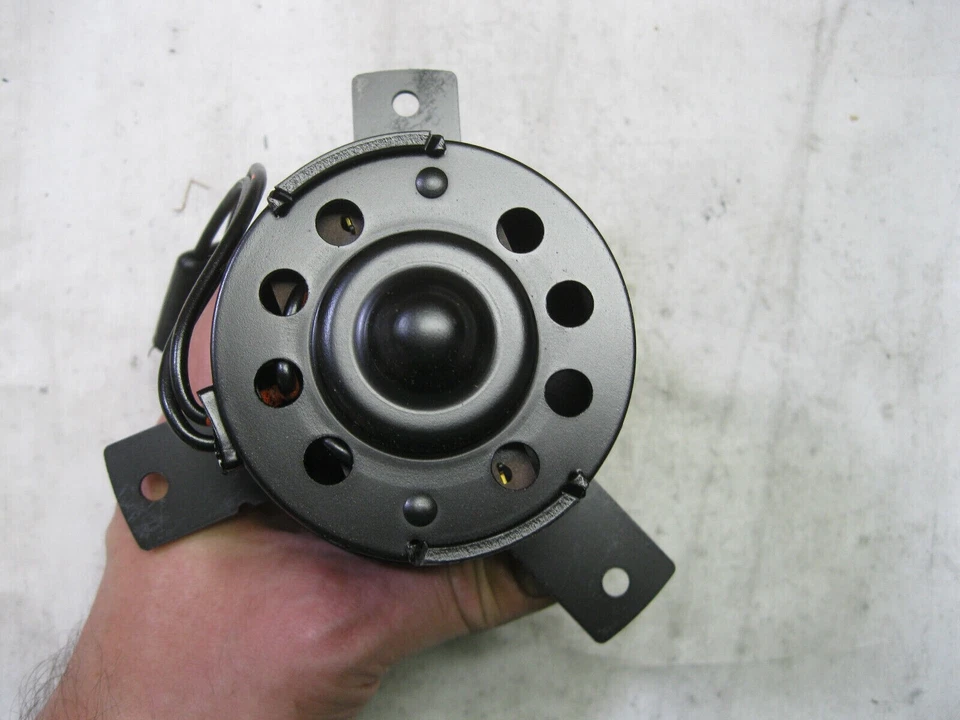 Siemens VDO PM3657 Engine Cooling Fan Motor - Image 3 of 4