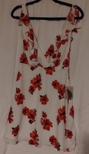 NWT Forever 21 Red and White Floral Mini Dress V Neck Ruffles Babydoll size S