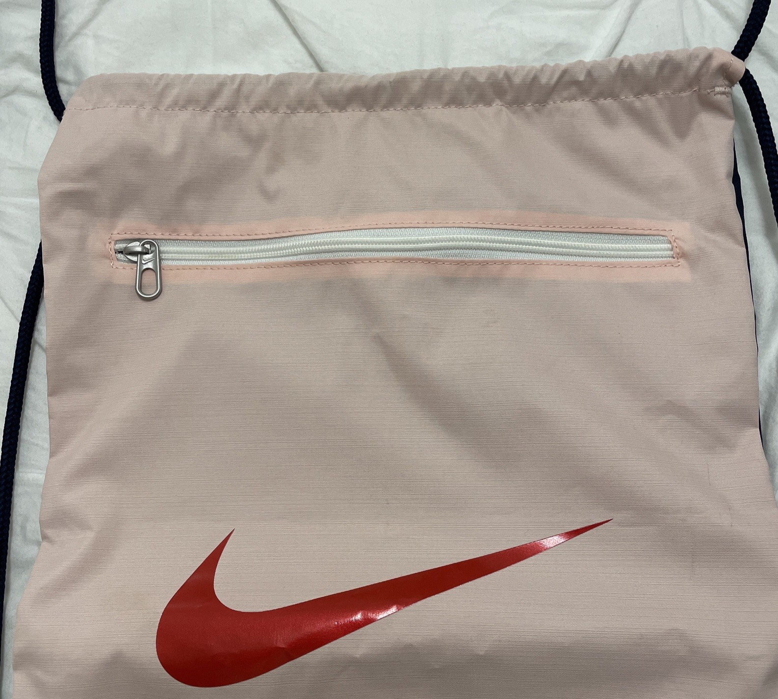 EUC! Nike Drawstring Backpack Bag Training Gym Sp… - image 2