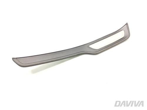 Front sill trim cover