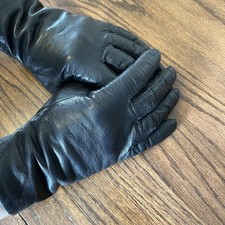 Vtg Wilsons Leather Pelle Studio Women's Black Soft Leather Gloves Size M Luxury