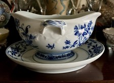 Rare Vista Alegre Margao Sauce Boat And Stand