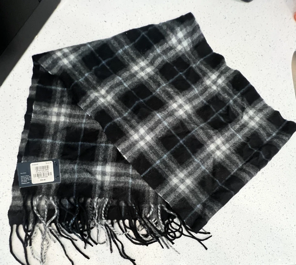 $125 Club Room Hombres Negro Azul Cachemira Invierno Cálido Chal Silenciador Cuello Bufanda Foto 3 de 4