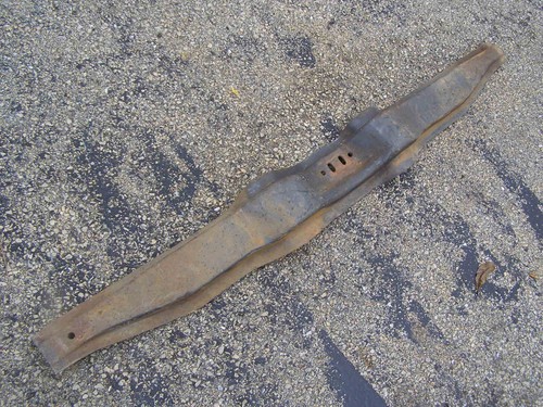 DUAL EXHAUST CROSSMEMBER Chevy Pontiac, Ect. Very clean. '73-'77? Caprice Bonnie - Picture 2 of 4