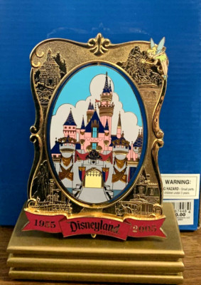 2005 Disneyland Celebrating 50 Years Magical Memories Castle Jumbo