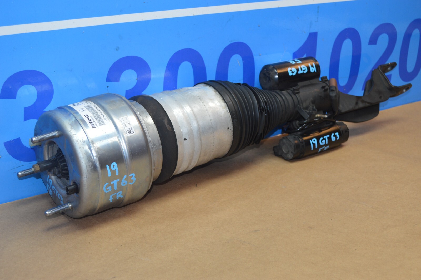 2019 X290 MERCEDES BENZ GT63 AMG FRONT PASSENGER SIDE SHOCK  