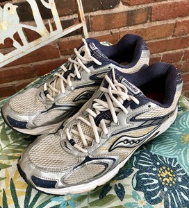saucony cushioned running shoes