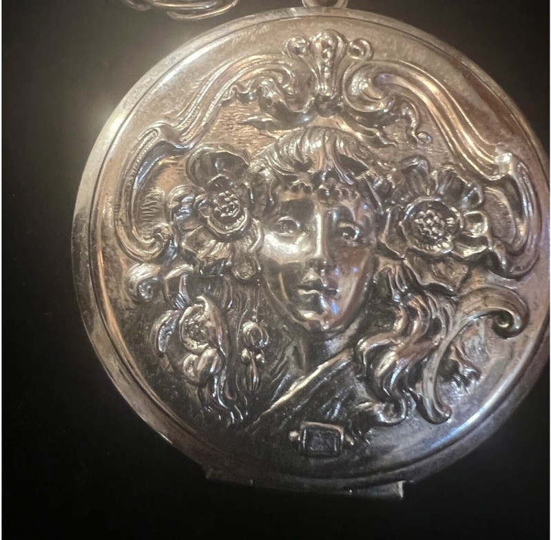 Vintage Whiting & Davis Art Nouveau Goddess Locket