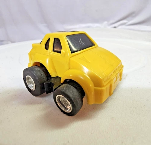 Vtg Hubcap Yellow 1985 G1 Transformers Action Figure Hub Cap- A15
