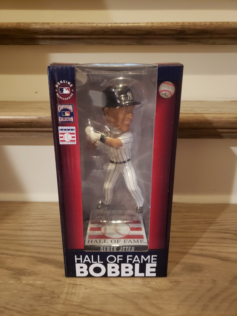 DEREK JETER 2020 Cooperstown Hall of Fame HOF Bobblehead Lt Ed