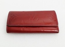Signed Louis VUITTON 4 Hooks Red Vernis Key Case