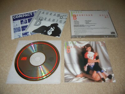 国内盤 Laura Branigan – Hold Me 32XD-361 s-l400.jpg