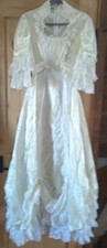Vintage Loralie Designer Lace Gown Women's 11/12 White Wedding Dress