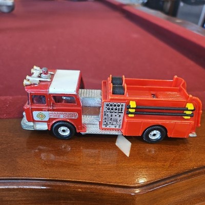 Corgi 13cm Long Diecast C1185/1 - Mack Fire Pumper - Red