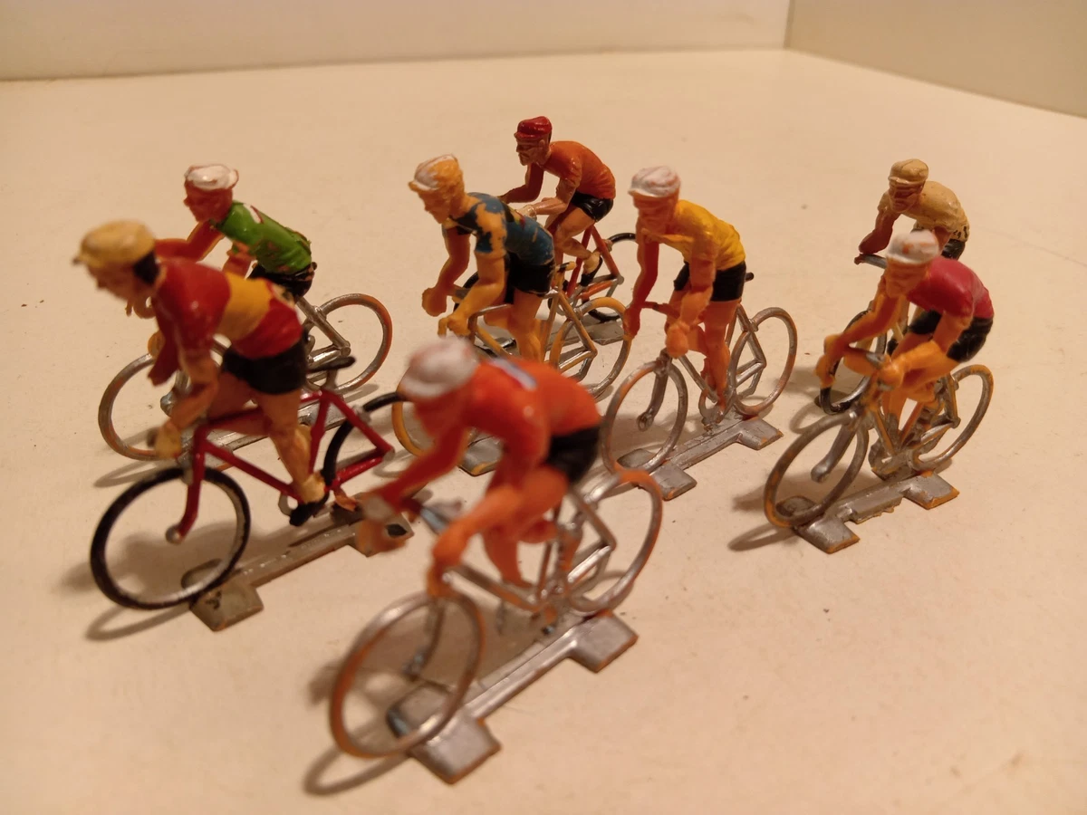 Lot De 11 Figurines Cyclistes Anciennes Quiralu - Vélo Salza, Tour De France - Jouet Vintage