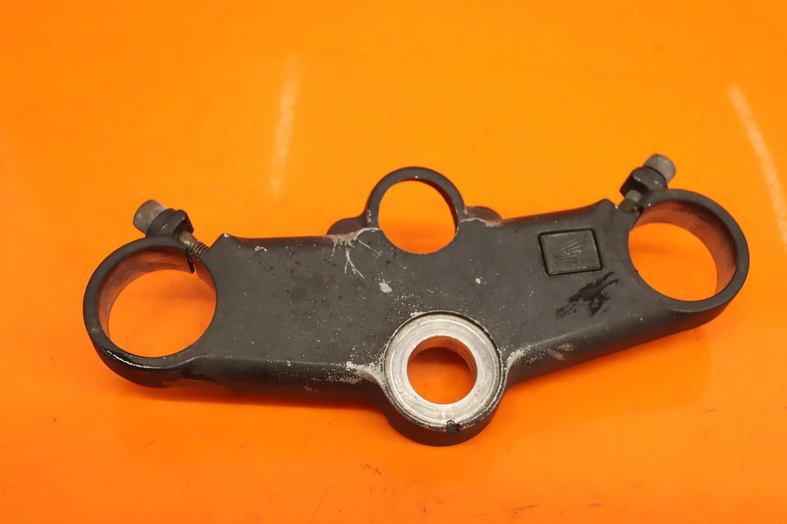 95-98 1998 HONDA CBR600F3 FORKS UPPER TRIPLE TREE CLAMP