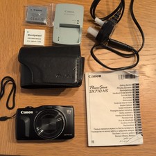 Canon PowerShot SX710 HS Compact Camera 20.3MP 30x Zoom Wi-Fi (with 4gb card)